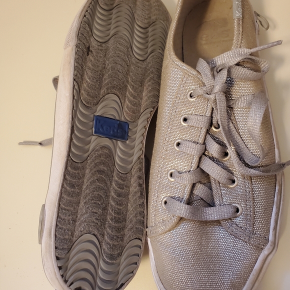 KEDS Shoes - Picture 2 of 2